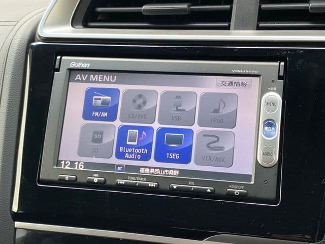 Car thumbnail 4