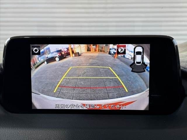 Car thumbnail 4