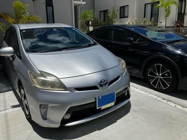 Car thumbnail 3