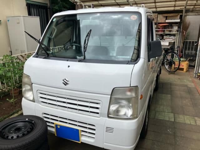 SUZUKI