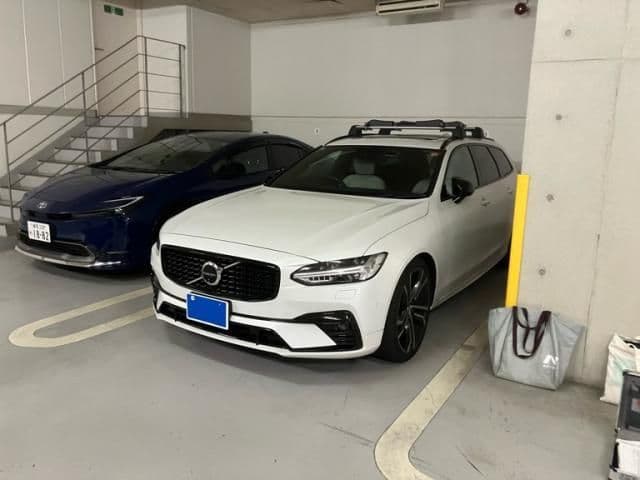 VOLVO