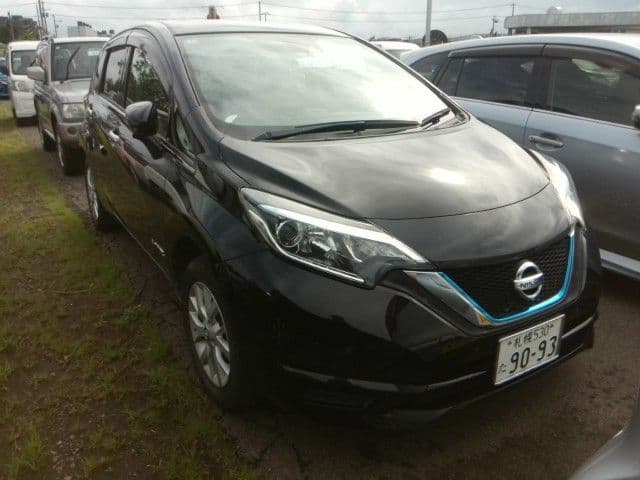 NISSAN