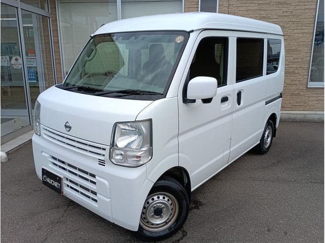NISSAN NV100 CLIPPER 4WD