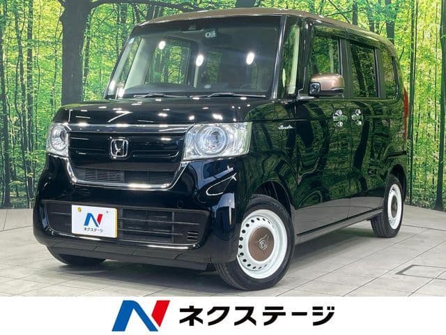HONDA N BOX 4WD