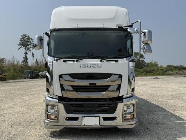 ISUZU GIGA