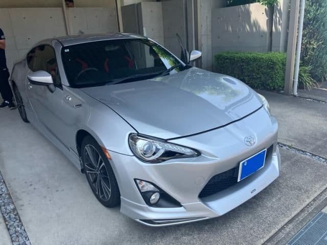 Car thumbnail 2