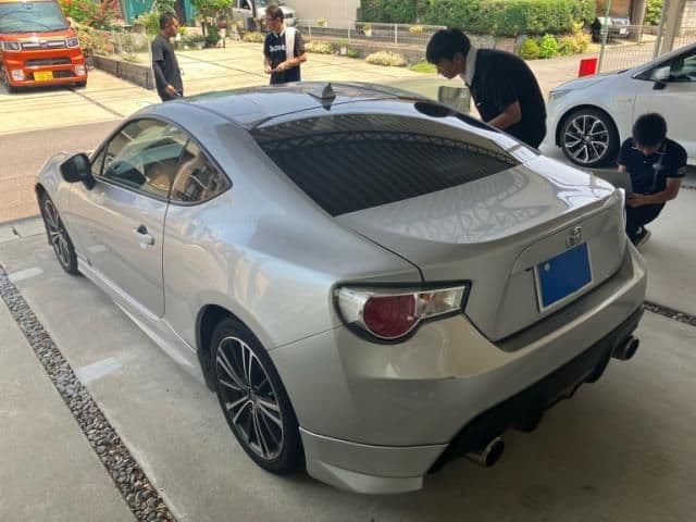 Car thumbnail 4