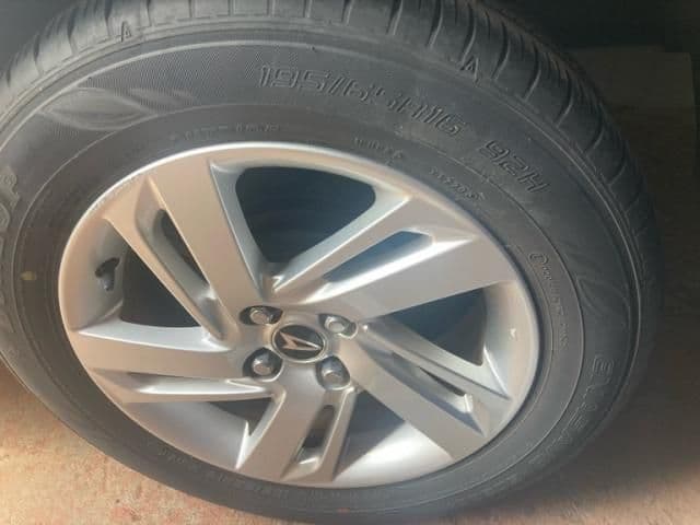 Car thumbnail 3