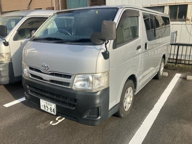TOYOTA HIACE van 2WD