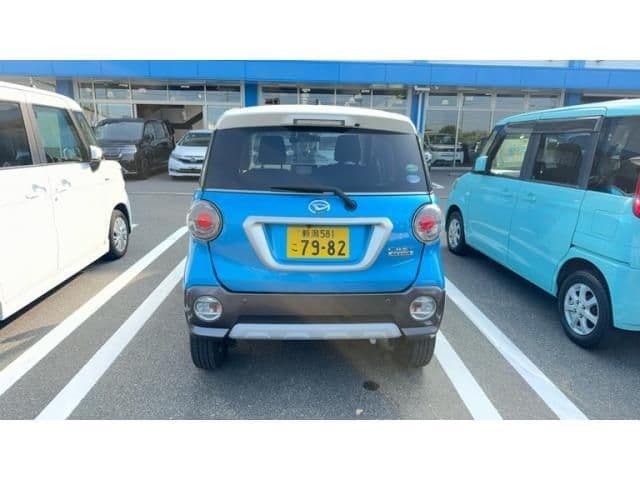 Car thumbnail 2