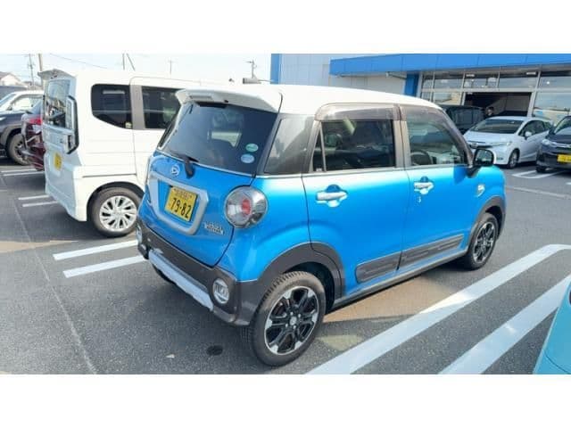 Car thumbnail 3