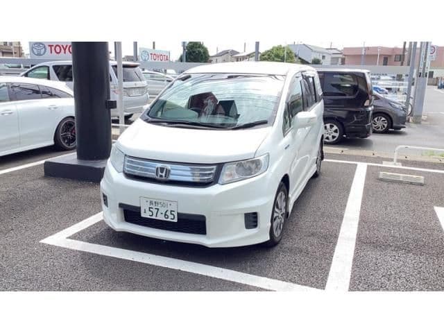 HONDA FREED Spike HYBRID