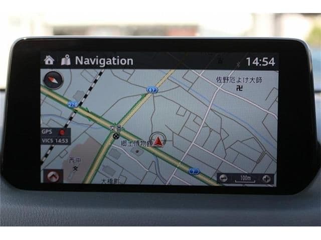 Car thumbnail 4