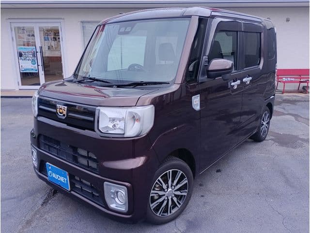 DAIHATSU WAKE