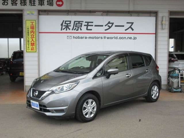 NISSAN