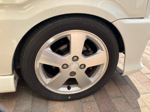 Car thumbnail 3