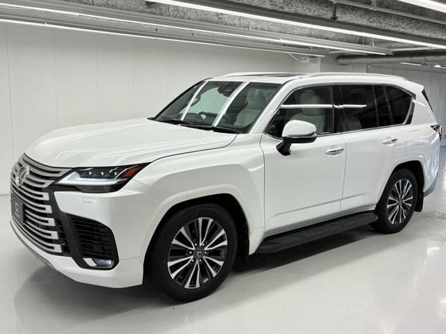 TOYOTA LEXUS LX600