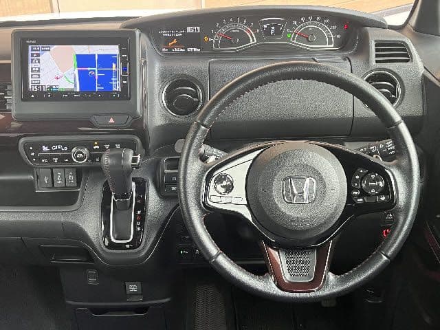 Car thumbnail 2