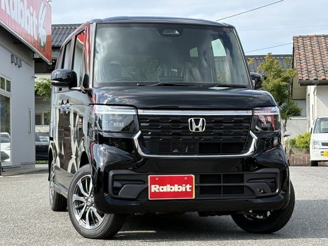HONDA N BOX CUSTOM 4WD