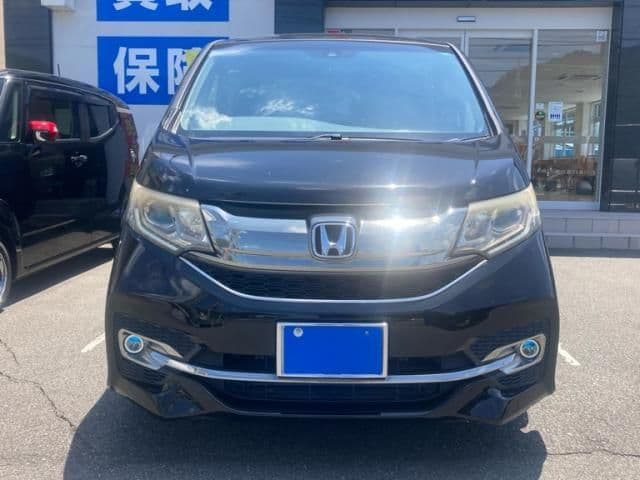 HONDA STEPWAGON SPADA