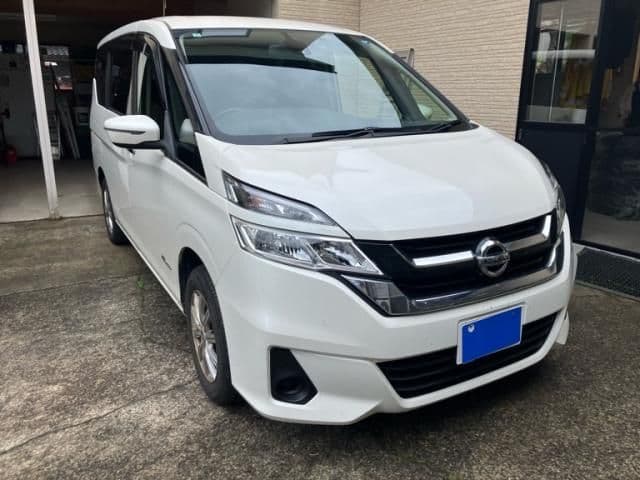 NISSAN SERENA  S-HYBRID 4WD