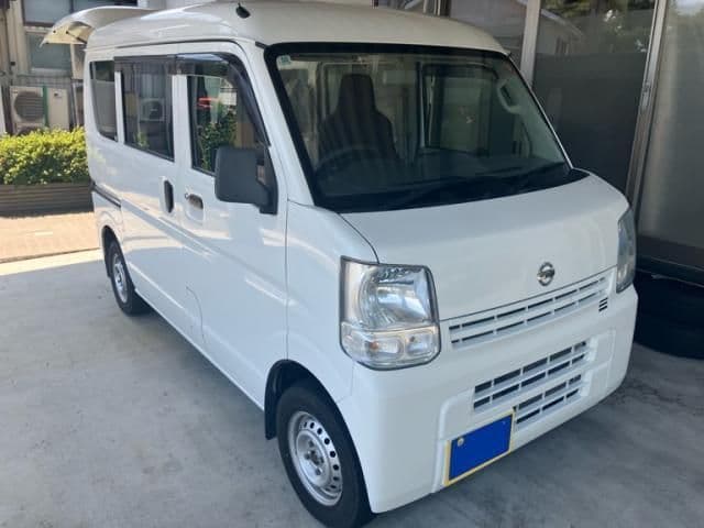 NISSAN NV100 CLIPPER 4WD