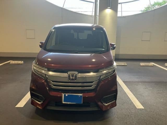 HONDA STEPWAGON SPADA