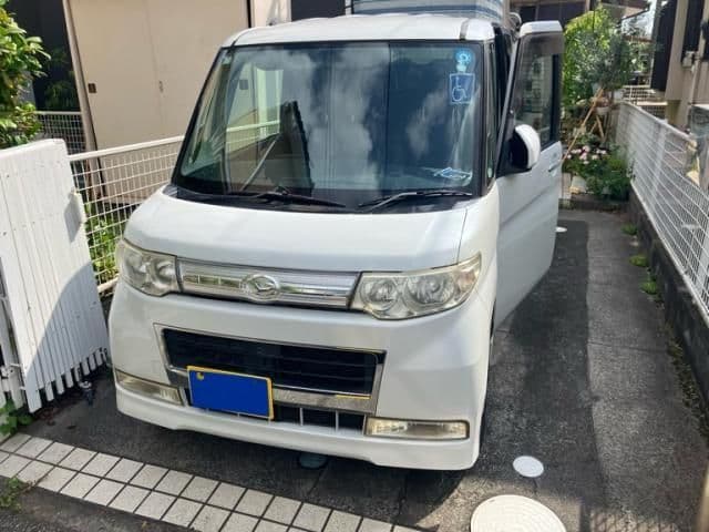Car image 1