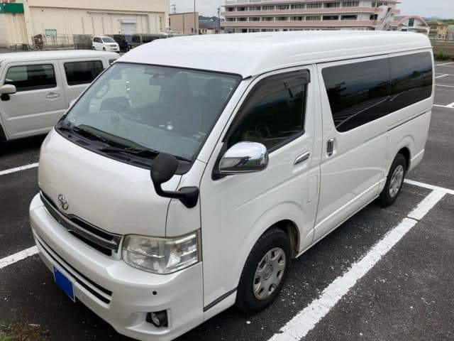 TOYOTA REGIUSACE van 2WD