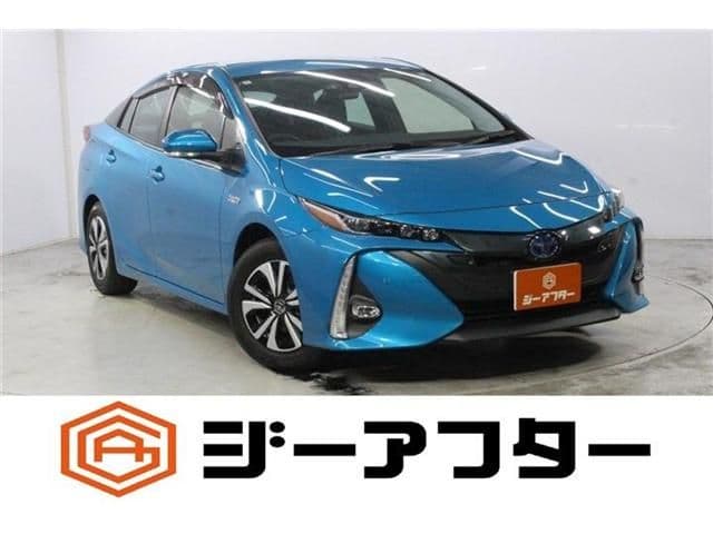 TOYOTA PRIUS PHV