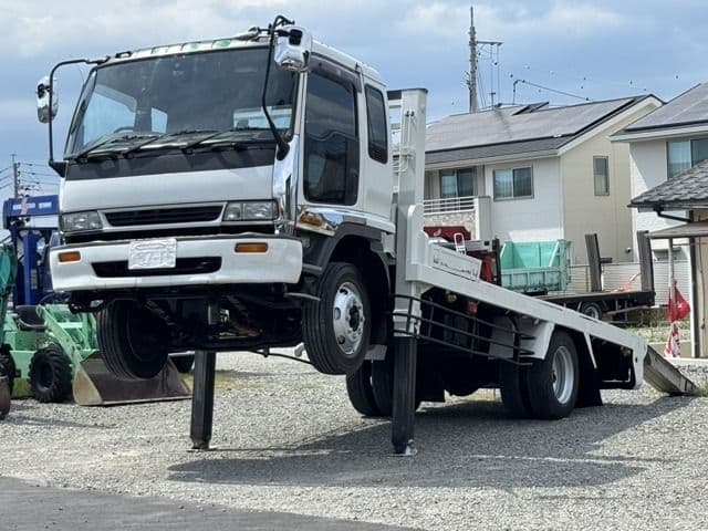 ISUZU