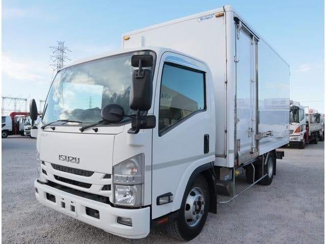 ISUZU