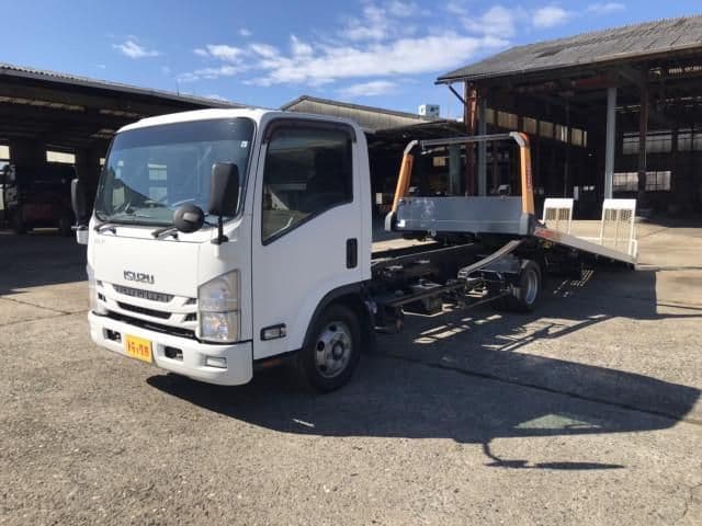 ISUZU