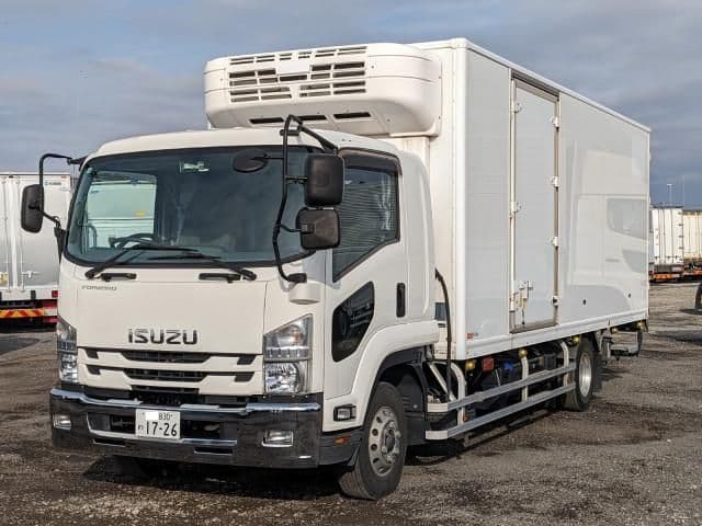ISUZU