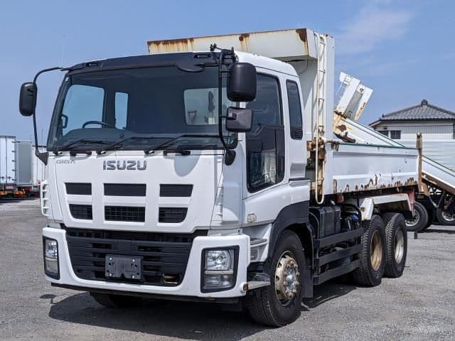 ISUZU