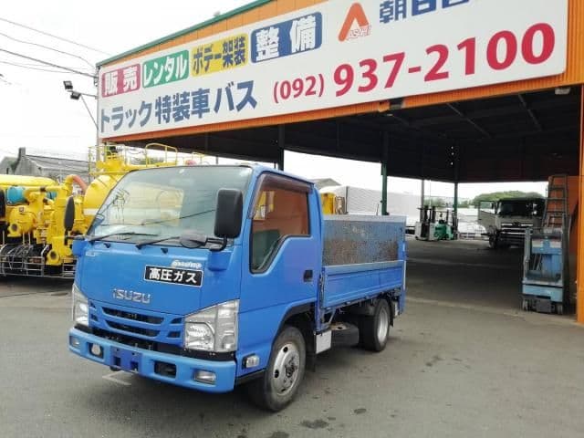 ISUZU