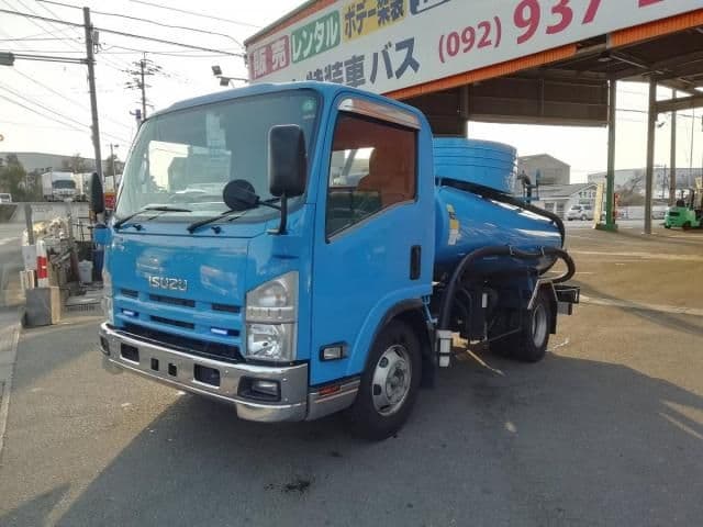 ISUZU