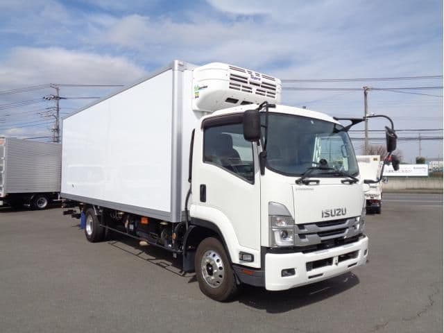 ISUZU
