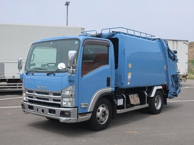 ISUZU