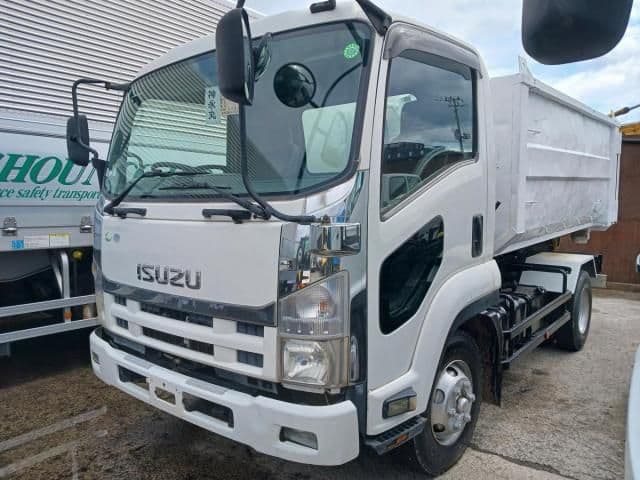ISUZU