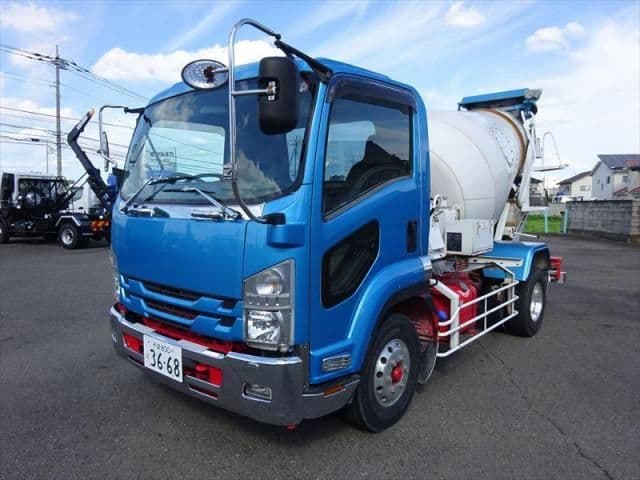ISUZU