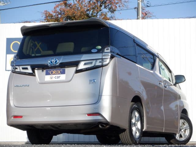 Car thumbnail 3