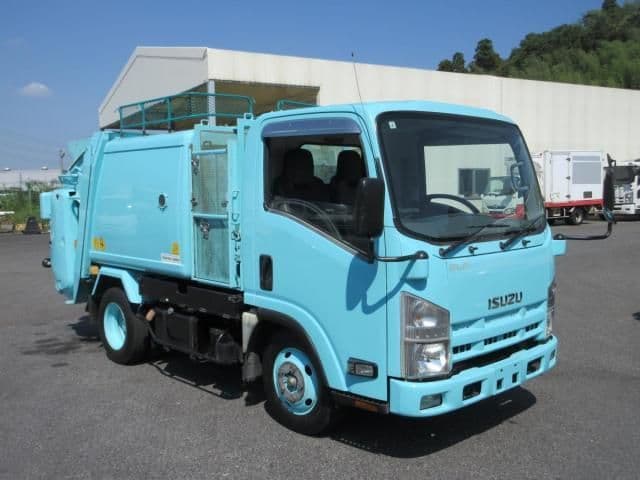 ISUZU