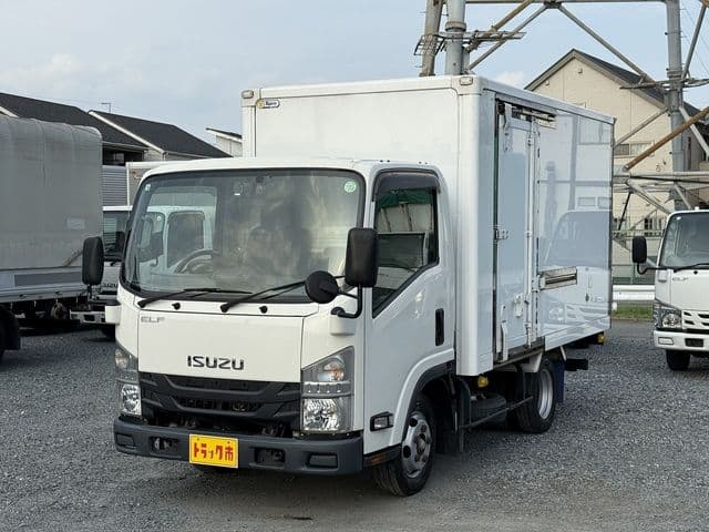 ISUZU