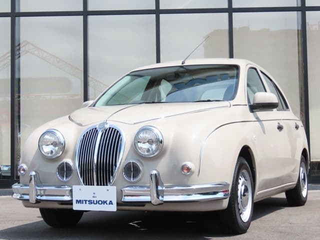 MITSUOKA
