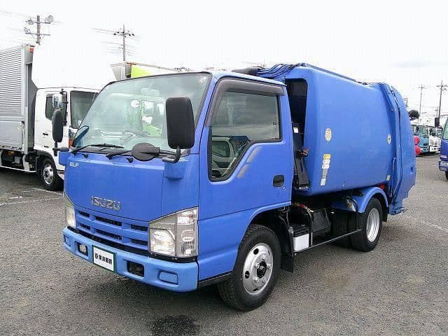 ISUZU