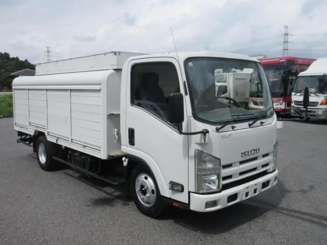 ISUZU