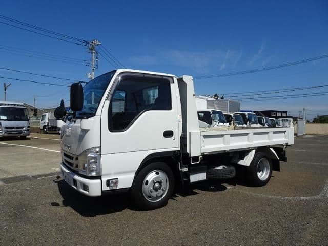 ISUZU