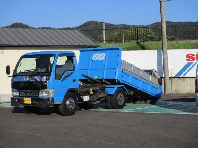 ISUZU