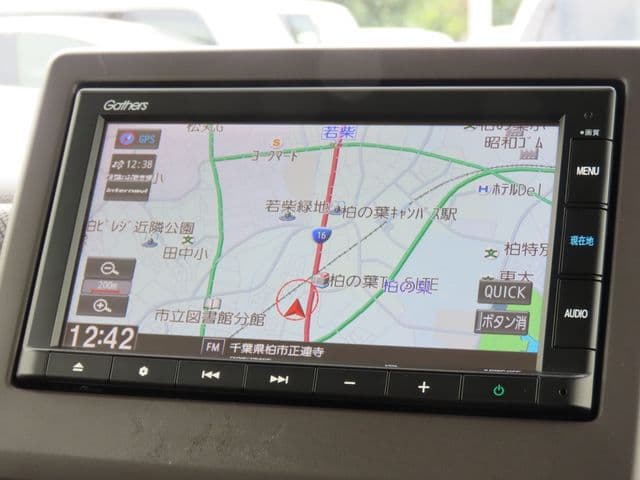 Car thumbnail 4
